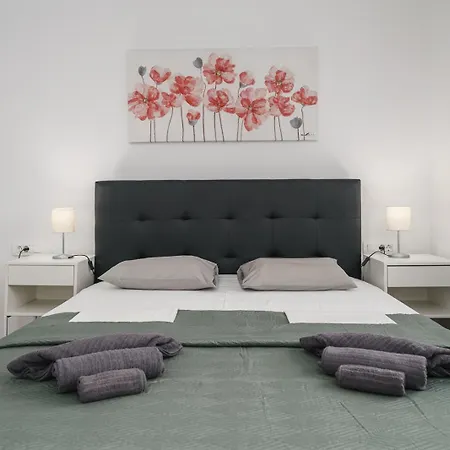 Διαμέρισμα Diamond Τρογκίρ