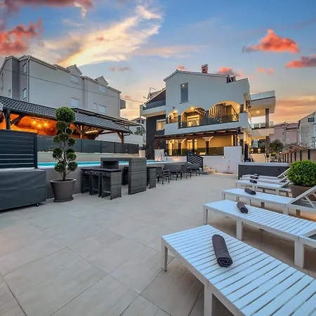 Apartment Diamond